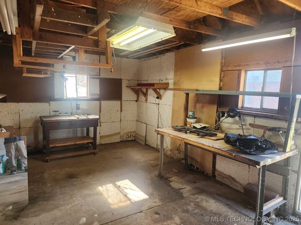 405 N Elizabeth St, Sapulpa, OK 74066