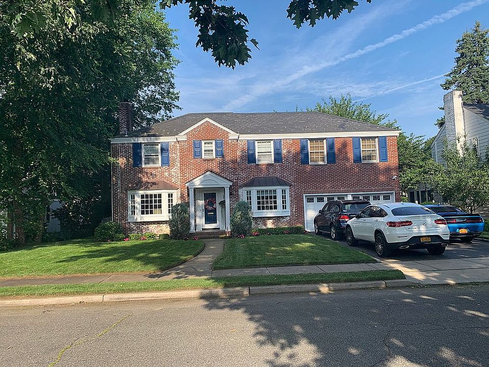 2nd image of 176 Wellington Rd