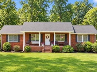 62 Creekside Dr, Hi Hat, KY 41636