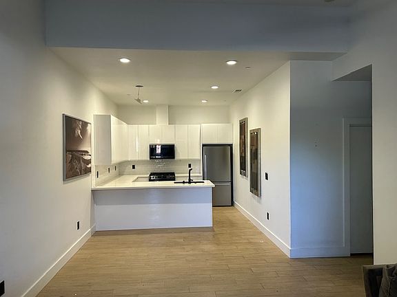 5th image of 1853 Coley Ave #1
