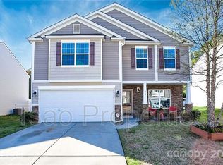 4913 McClure Rd, Charlotte, NC 28216
