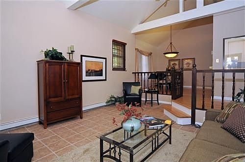 Family Room - 2