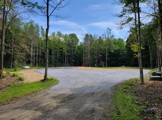 91 Woodmere Ln, Saint Albans, ME 04971