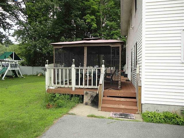 2nd image of 510 Arbor Ave
