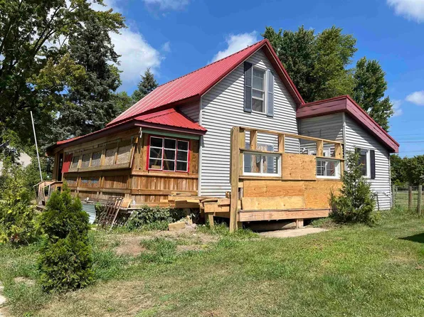 319 S Church St, Standish, MI 48658