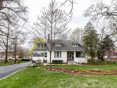 1351 Grant Rd, Saint Louis, MO, 63119