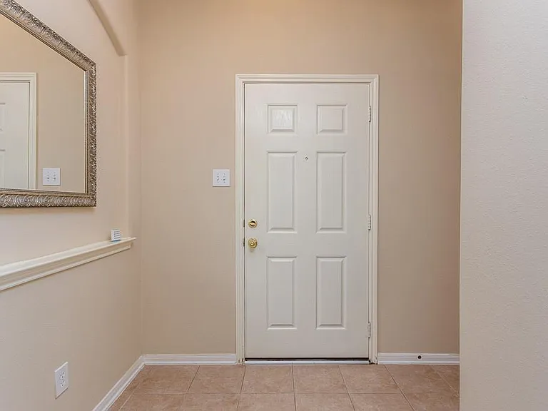4530 Hall Croft Chase Ln — Photo 3