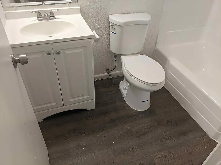 2654 N 43rd Ave #12C — Photo 8
