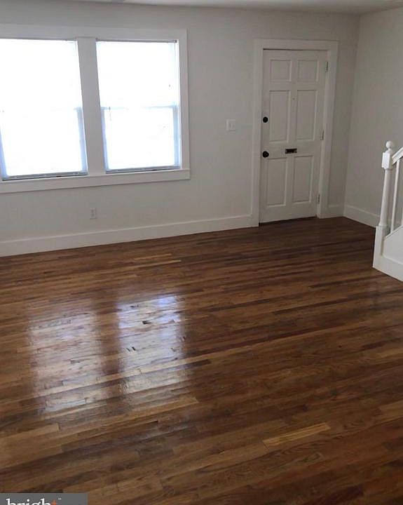2nd image of 3805 V St SE