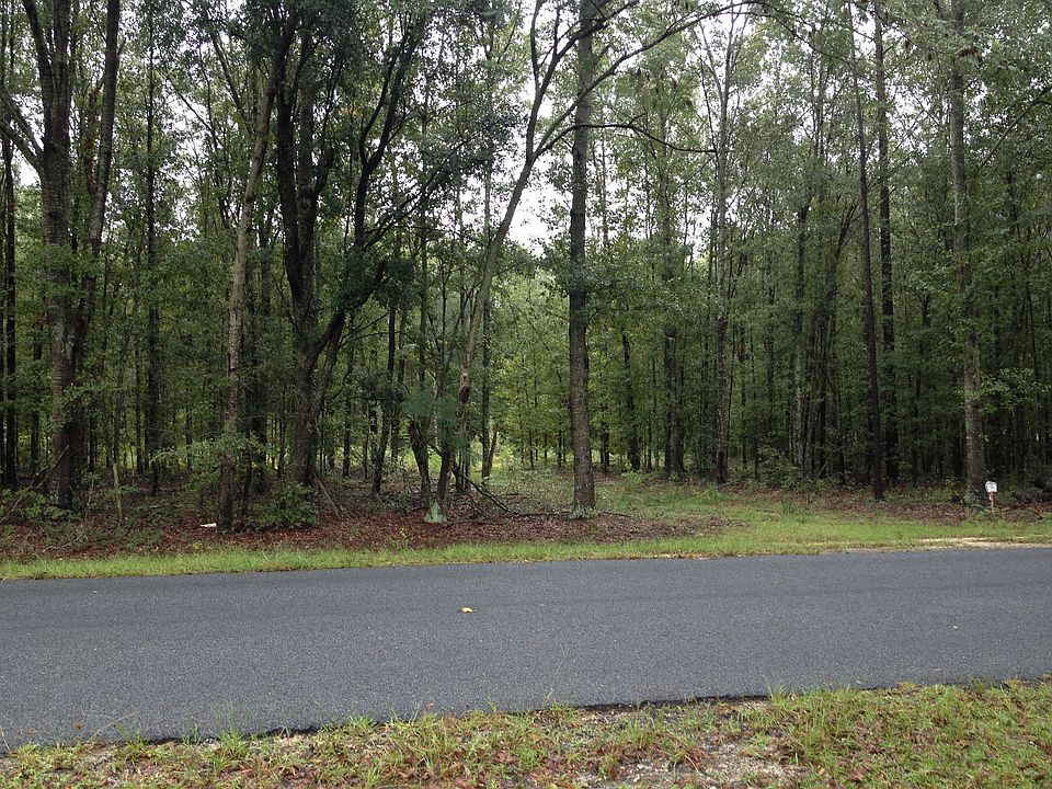 2nd image of Annie Laurie Rd