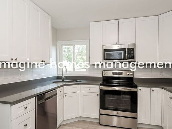 4th image of 6927 Ravenscroft Dr