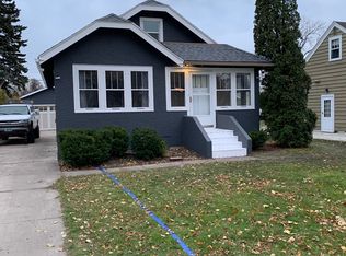 2023 University Ave, Grand Forks, ND 58203