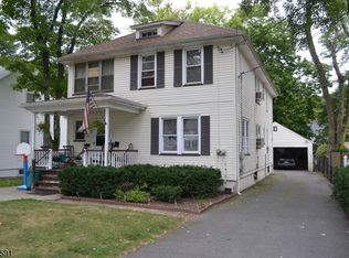 25 Mitchell Ave, Roseland, NJ 07068