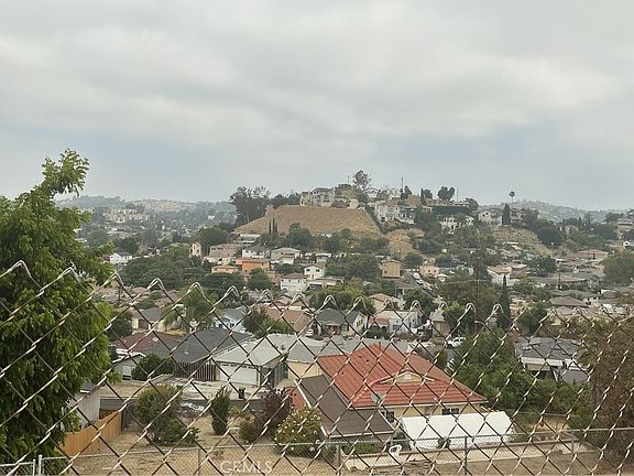 4th image of 5112 Kimball St