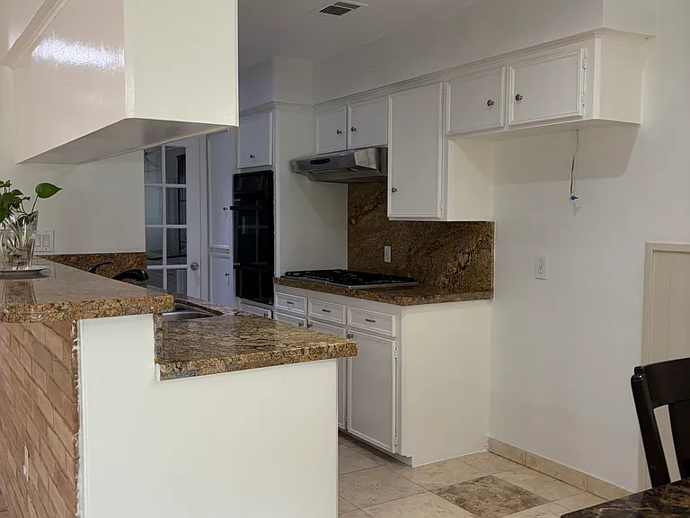 12022 Pompano Ln — Photo 36