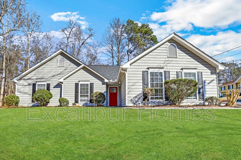 1st image of 8580 Hidden Creek Cir