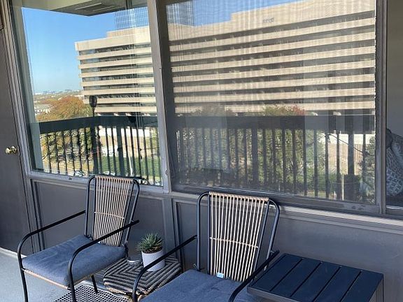 3rd image of 3713 S George Mason Dr #810W