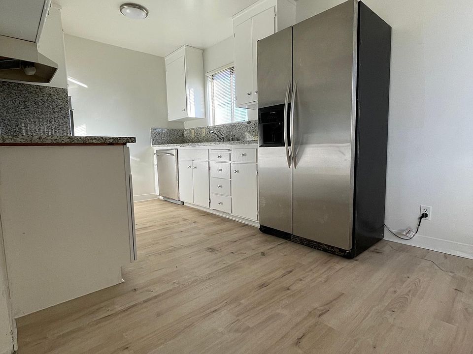 1st image of 522 S Fair Oaks Ave #3