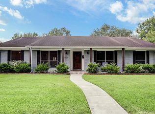 6034 Cartagena St, Houston, TX 77035