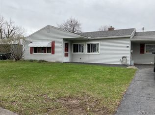 28 Nicholas Dr N, Tonawanda, NY