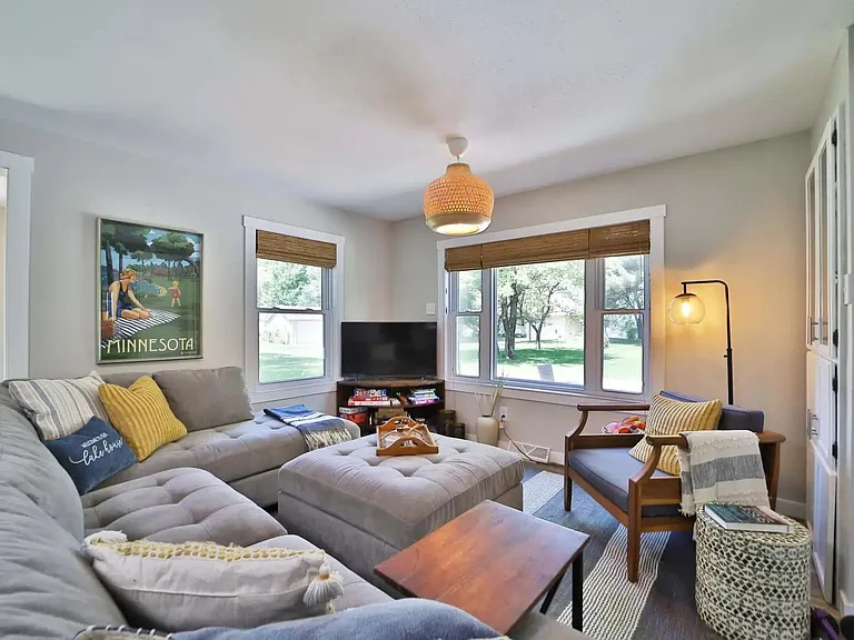 10032 N Long Lake Rd — Photo 3