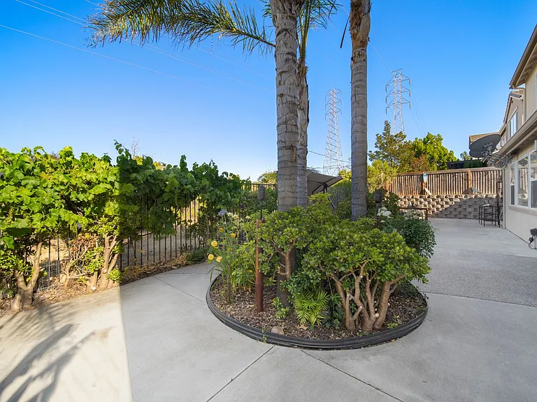 1578 Quiet Pond Ln — Photo 42