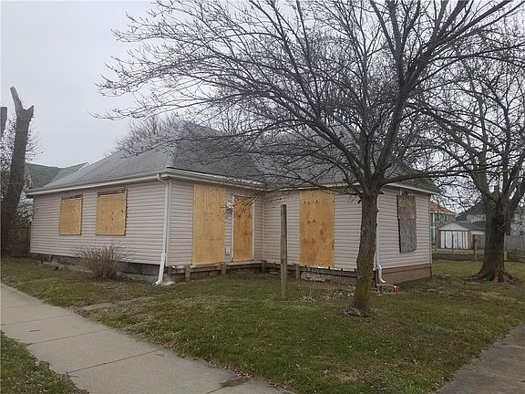 5th image of 2372 Winthrop Ave