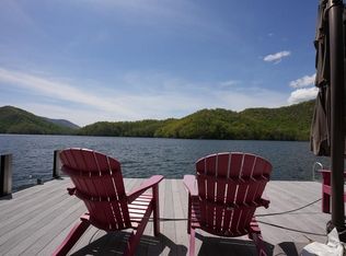 327 Upper Walnut Tree Ln, Topton, NC 28781