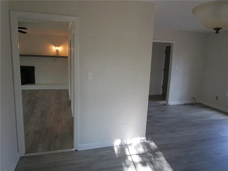 3730 Newport Dr — Photo 30