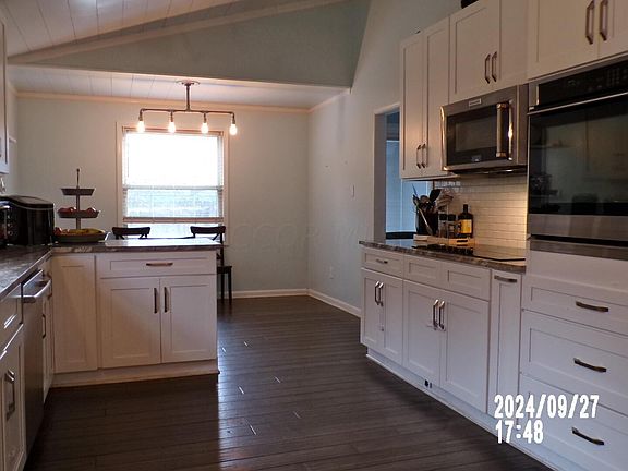 2nd image of 3115 Custer Dr