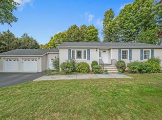 4 Lindy Dr, Carmel, NY 10512