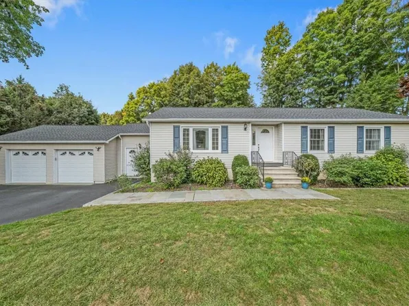 4 Lindy Drive, Carmel, NY 10512
