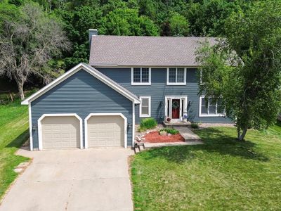 1497 Golf View Dr, River Falls, WI, 54022