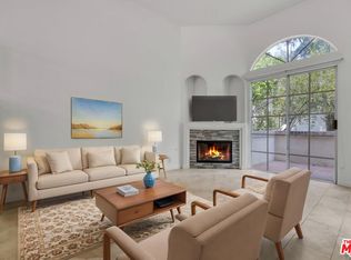 5340 Las Virgenes Rd APT 20, Calabasas, CA 91302