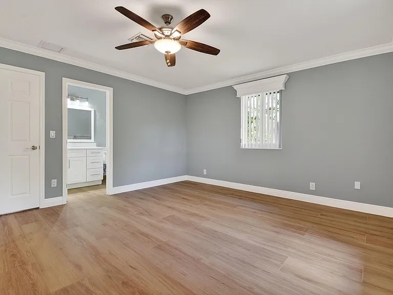 1615 Shirley Ct — Photo 10