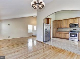 19224 Walters Ave, Poolesville, MD 20837