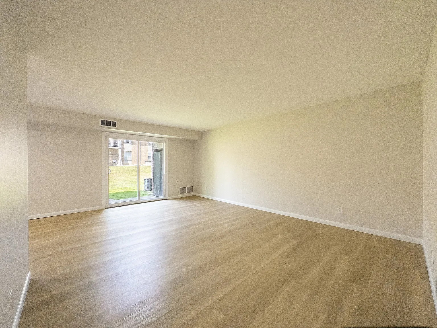Woodcrest Village — Photo 3