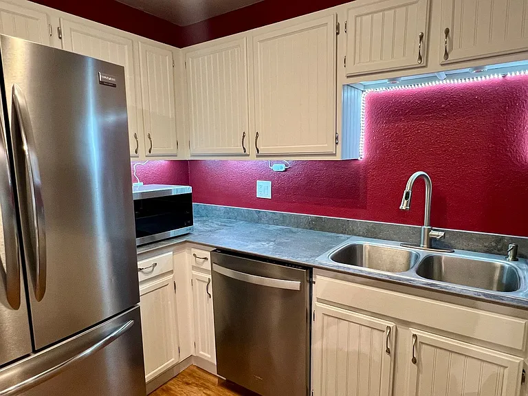 617 King Arthur Cir — Photo 3
