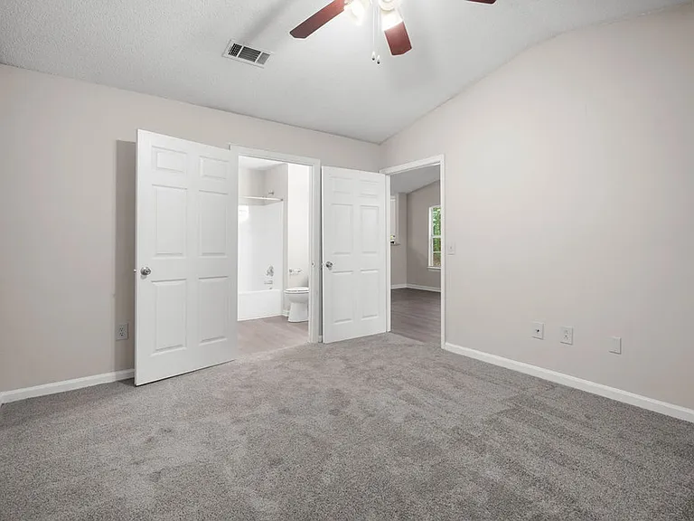 Villas at Autumn Hills — Photo 30