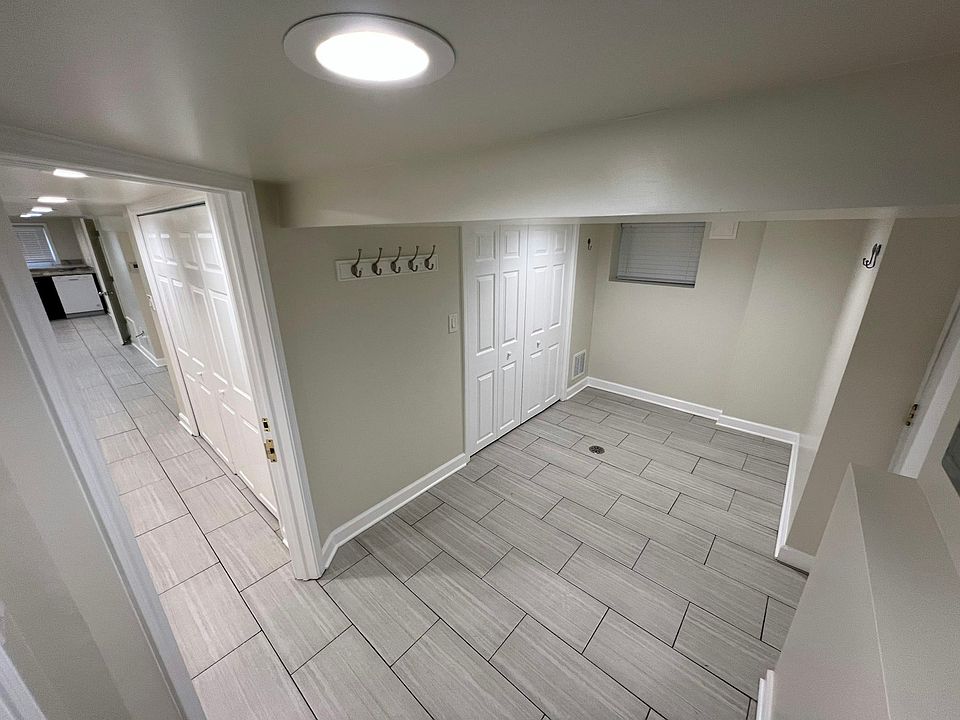 Entry way
