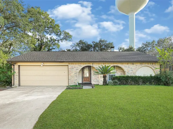 9807 Autumn Harvest Dr, Houston, TX 77064