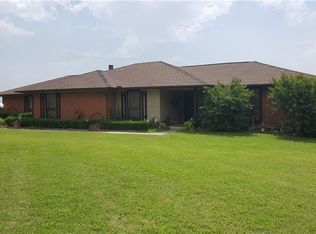 45 E Craig Dr, McLoud, OK 74851