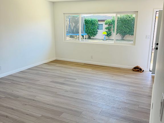 3rd image of 3737 W 111th Pl APT 3