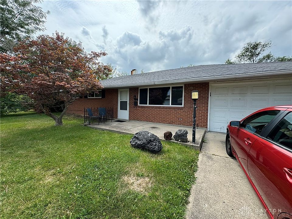 1st image of 5751 Shady Oak St