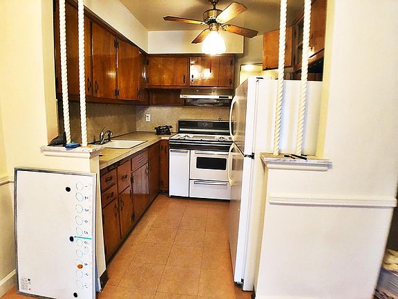 5th image of 168 Bay 41st St #2R