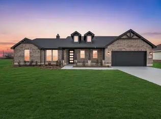 157 Brandywine Trl, Rhome, TX 76078