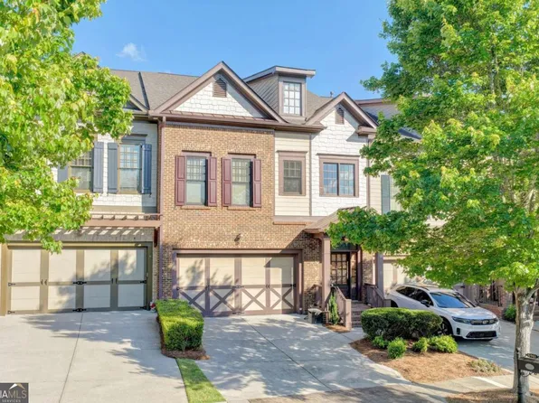 6961 Fellowship Ln, Flowery Branch, GA 30542