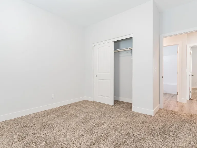 1641 S Dandelion St #3 — Photo 5