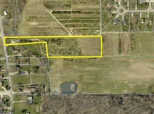 320 Bowhall Rd, Painesville, OH 44077