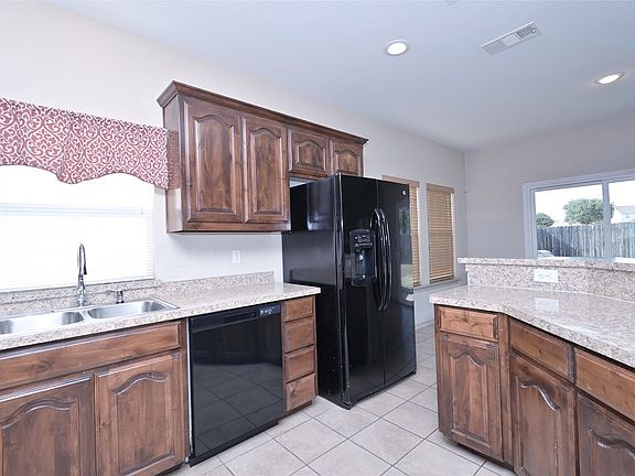 4th image of 5300 Britton Ridge Ln